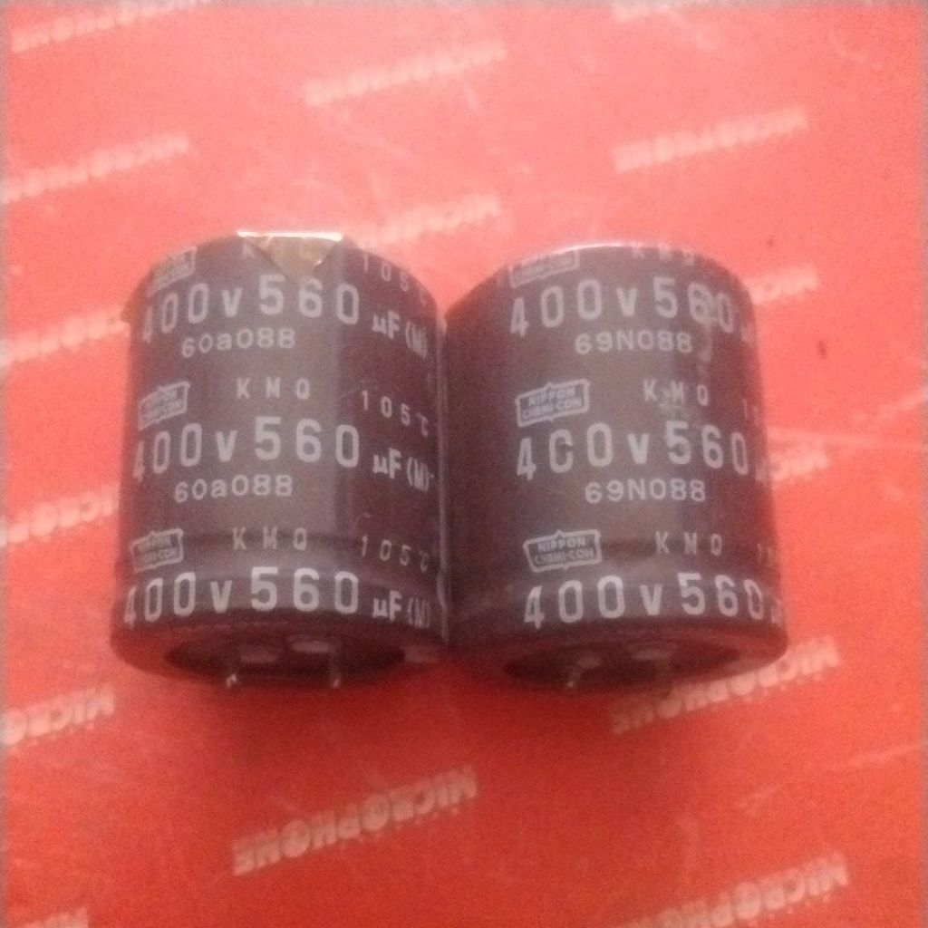 ELKU 400V 560UF T4CM D3.5