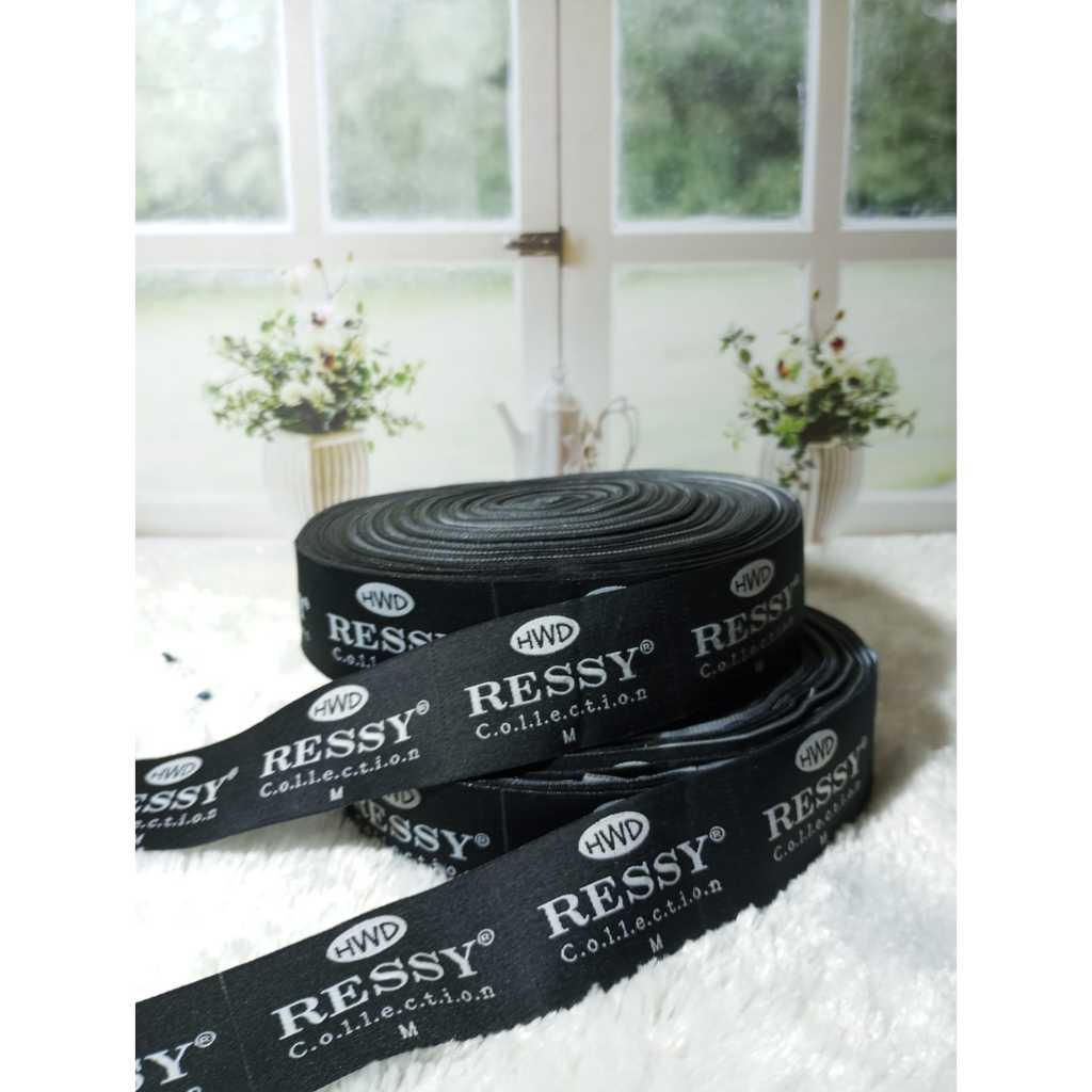 

Woven Damask Label Baju Lembut Halus Gratis Desain || Label Woven Baju Hijab Gamis Free Desain