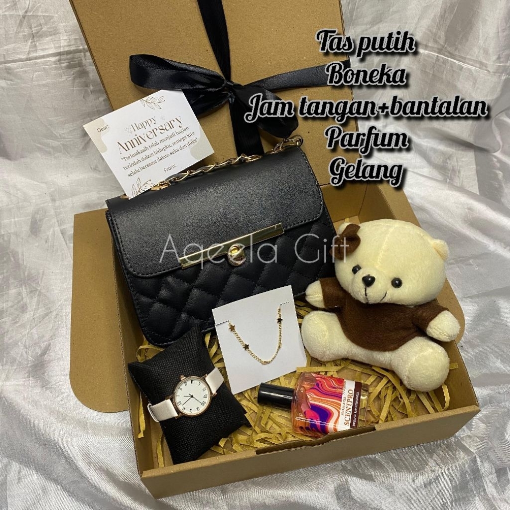 Paket Hemat Gift Box Ulang Tahun / Hampers Cewek /Kado Ulang Tahun / Kado Wisuda