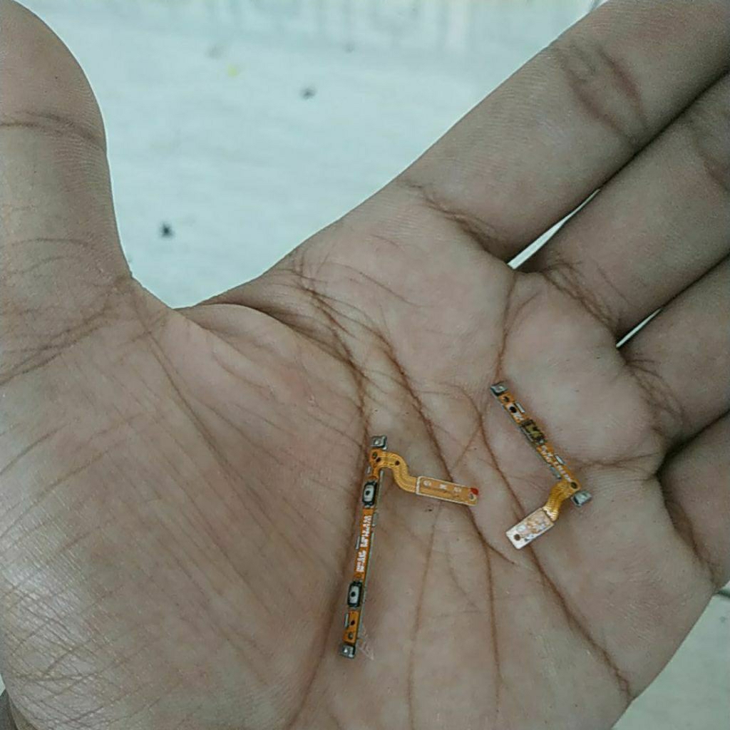 fleksibel power volume bekas Samsung j3 pro