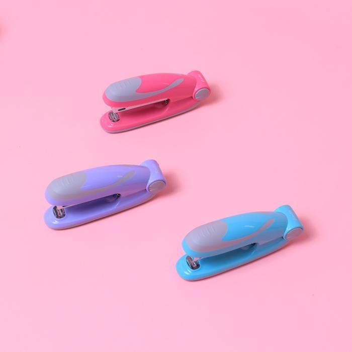 

Bantex Stapler / Jepretan 24/6 & 26/6 Soft Touch Warna Pastel Muat 25 Lembar BD6712