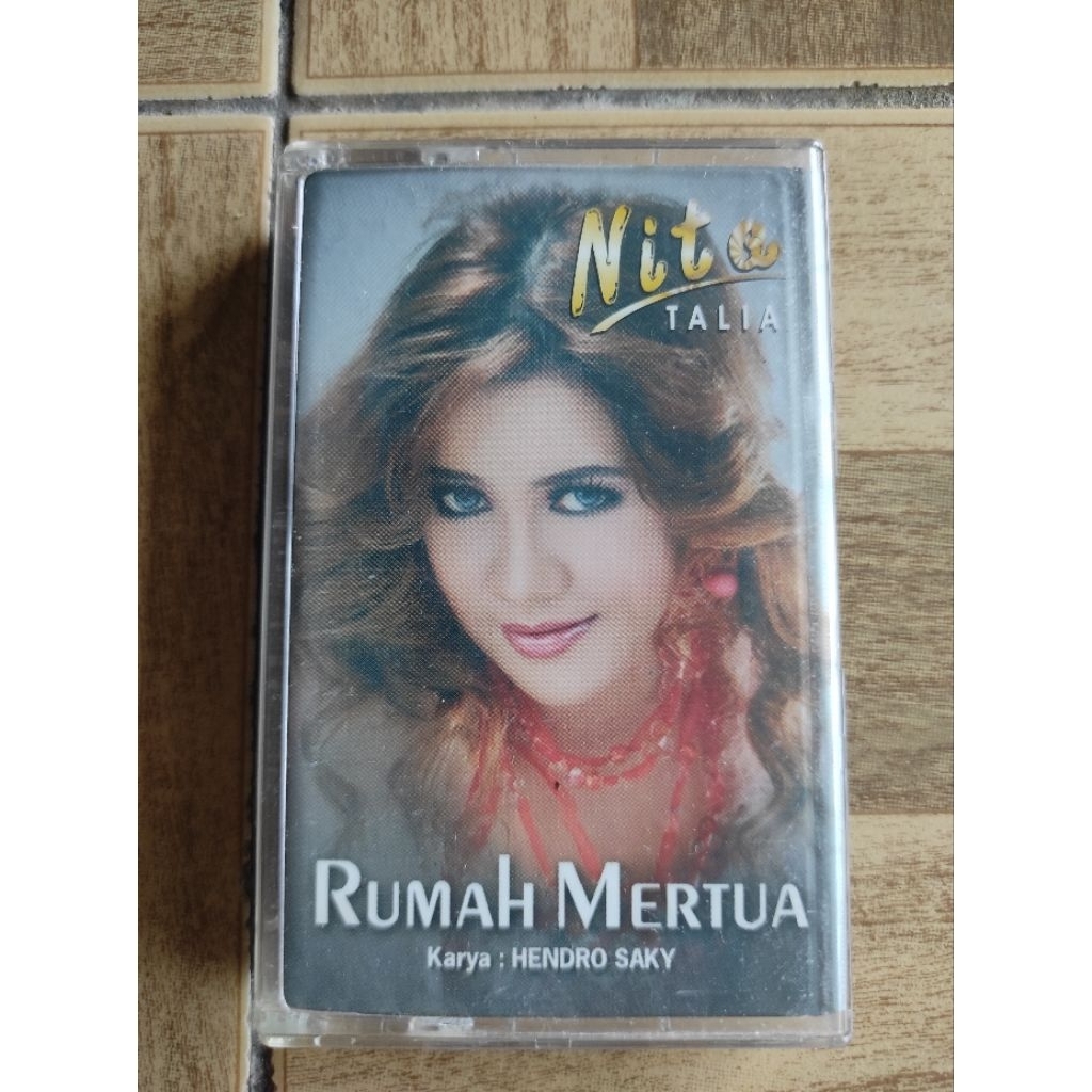 kaset pita NITA TALIA "rumah mertua"