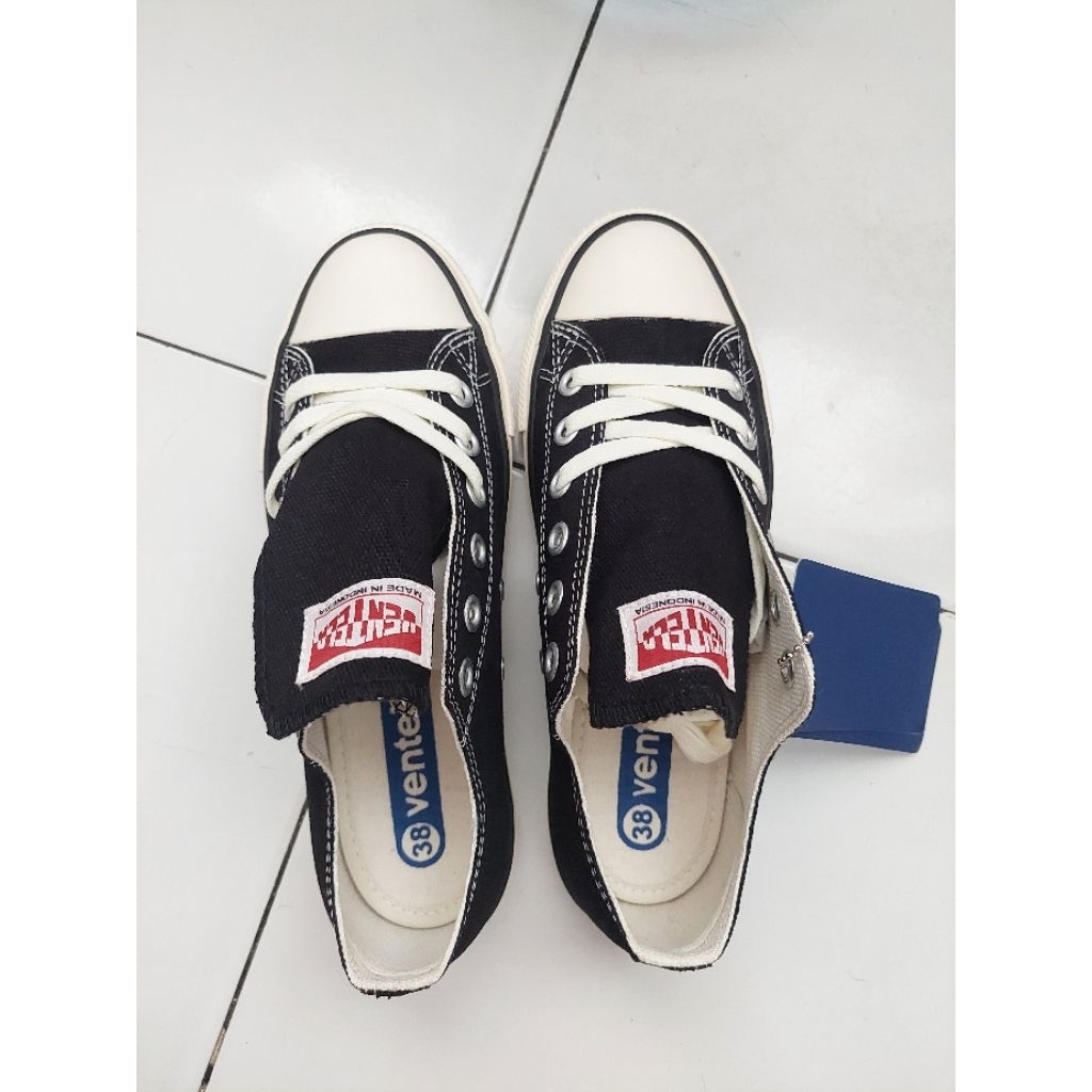 Preloved Sepatu Ventela Ori
