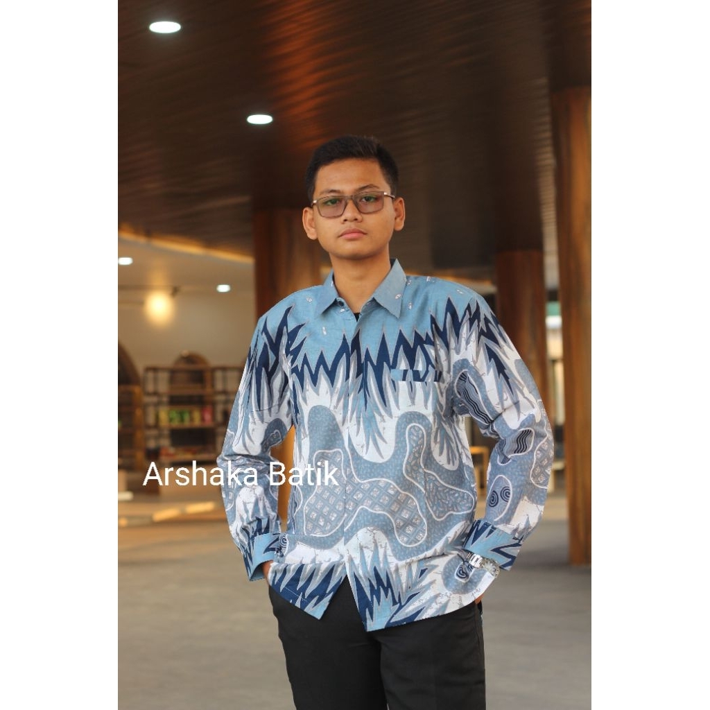 Kemeja Batik pria NARENDRA motif mewah dan elegan
