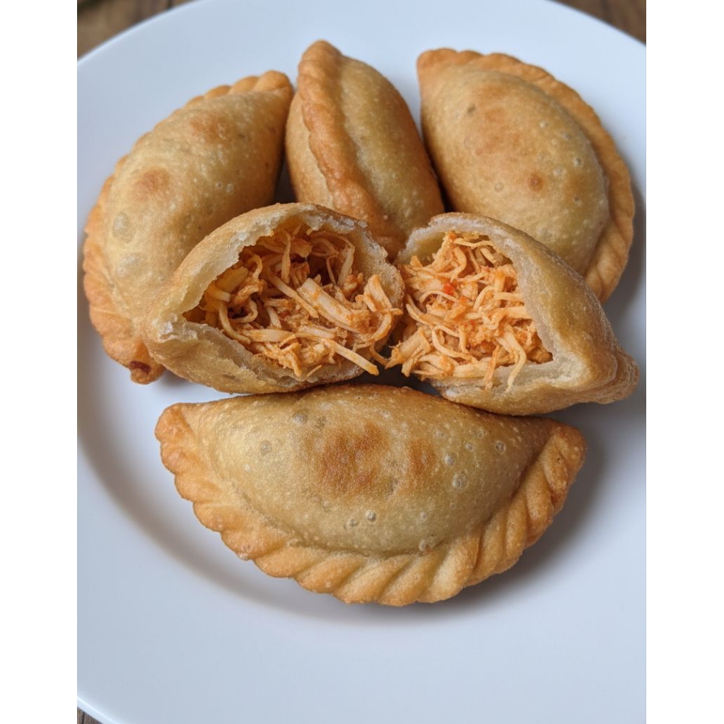 Cireng Isi Ayam Suwir Pedas 5 pcs – Crispy & Gurih Mbak wawa