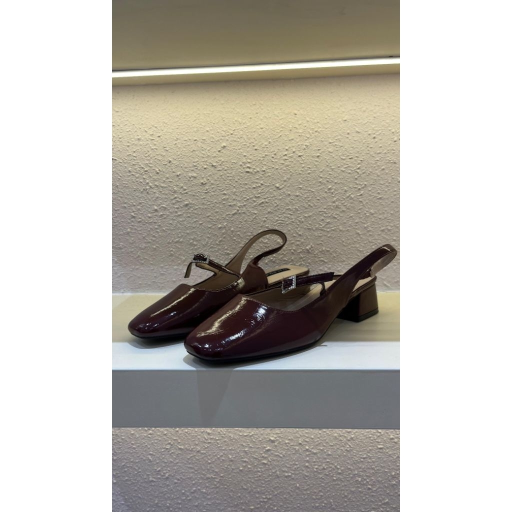 DEANDRA Sendal Tapak Tahu Wanita Import VALERiE SHOES