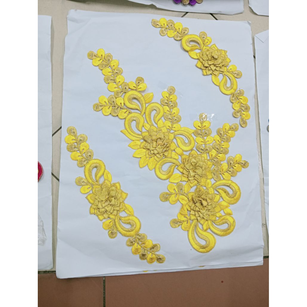 bordir tempel + bordir tangan/aplikasi renda satu set/bunga tempel bordir timbul