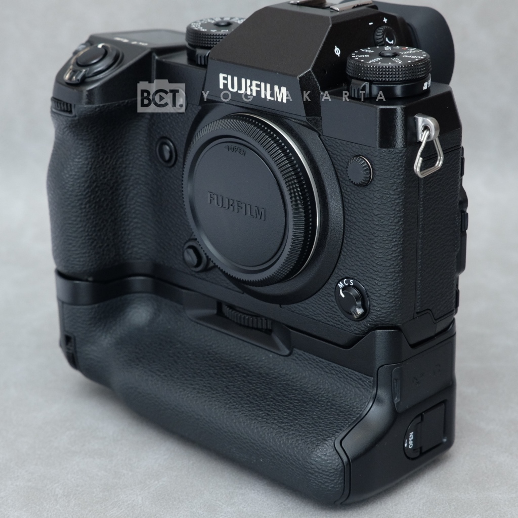Fujifilm X-H1 Body Only With VPB GRIP kode 0906A25