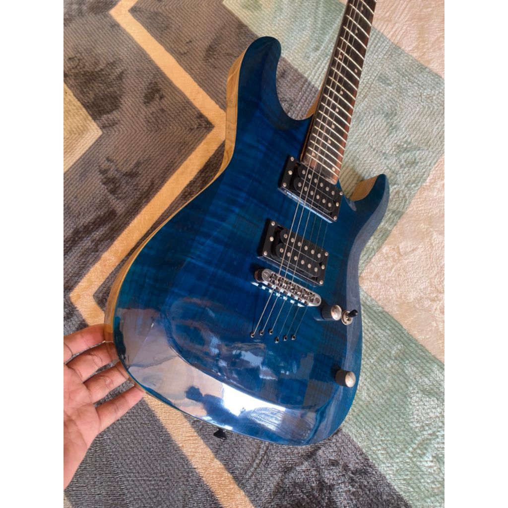 Gitar Model LTD Blue