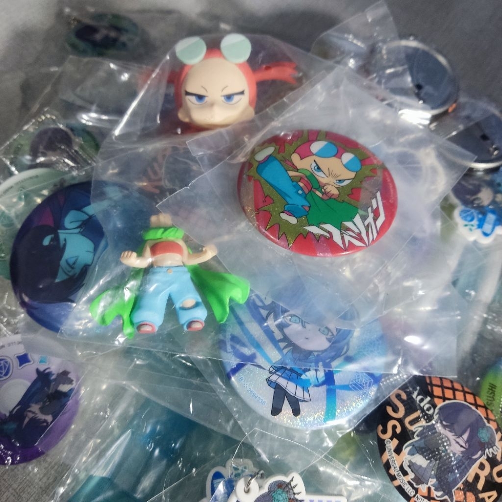 Official Merch Ado Utaite. Keychain, Pin, dll