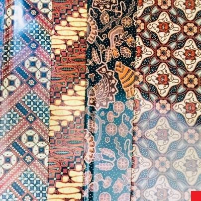 

KERTAS KADO MOTIF RANDOM