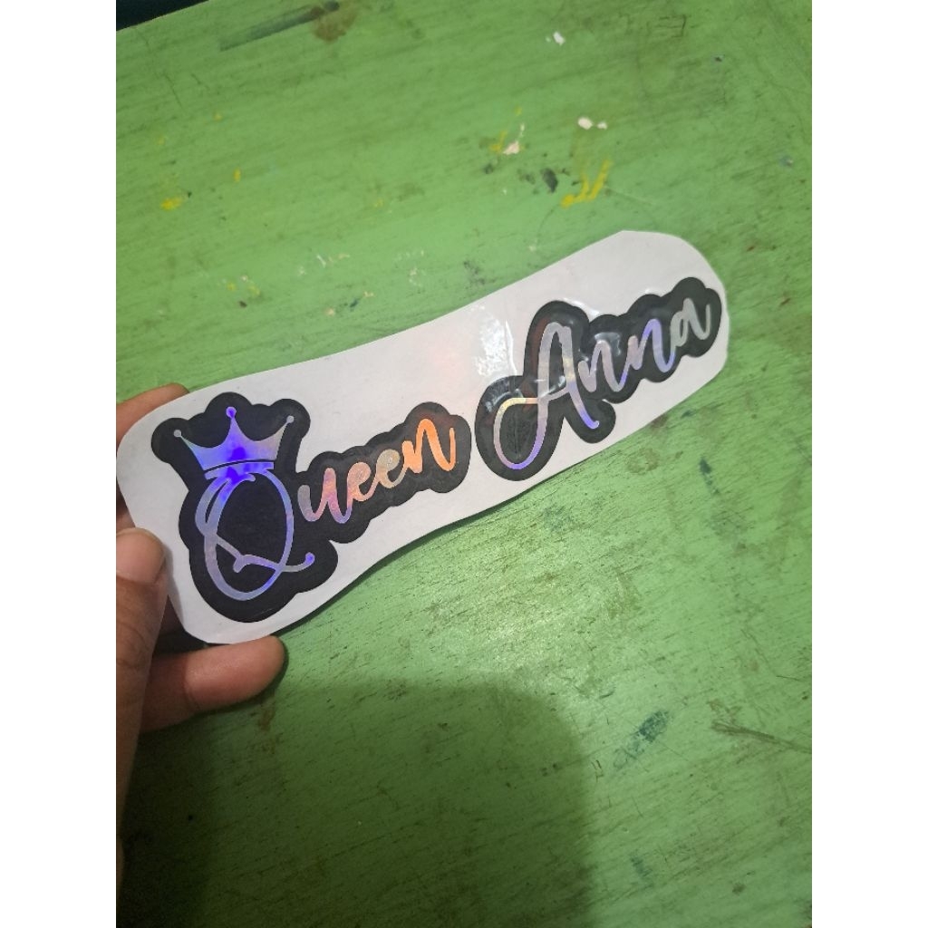 

Cutting Sticker Nama Mahkota