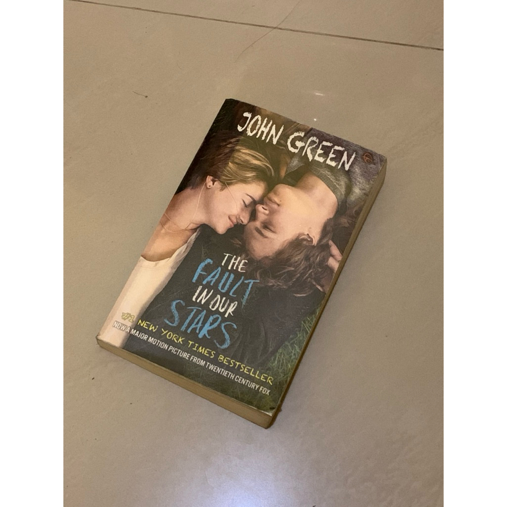 

(preloved) john green the fault in our stars novel romantis teen fiction bahasa indonesia