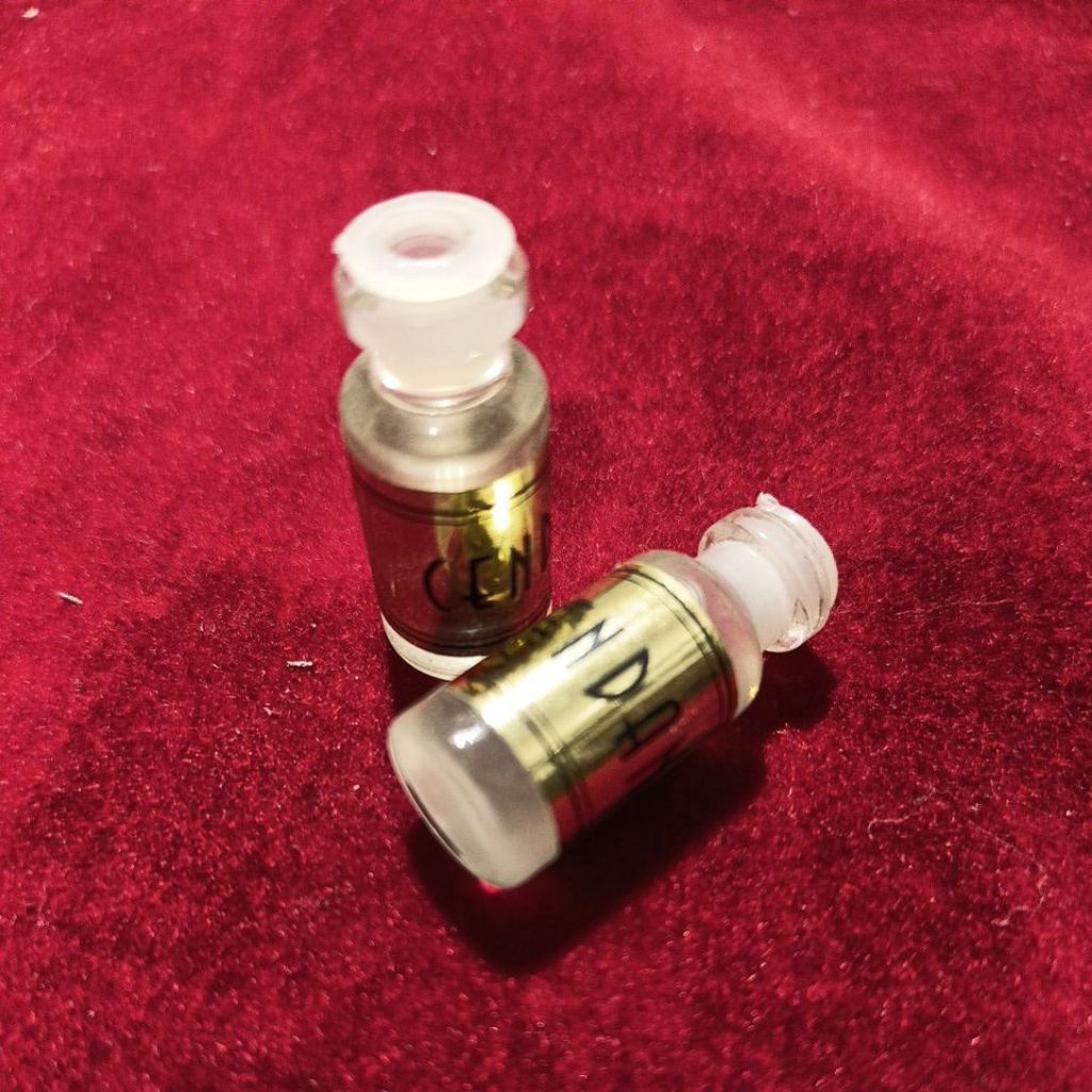 Minyak Cendana Kental Asli india