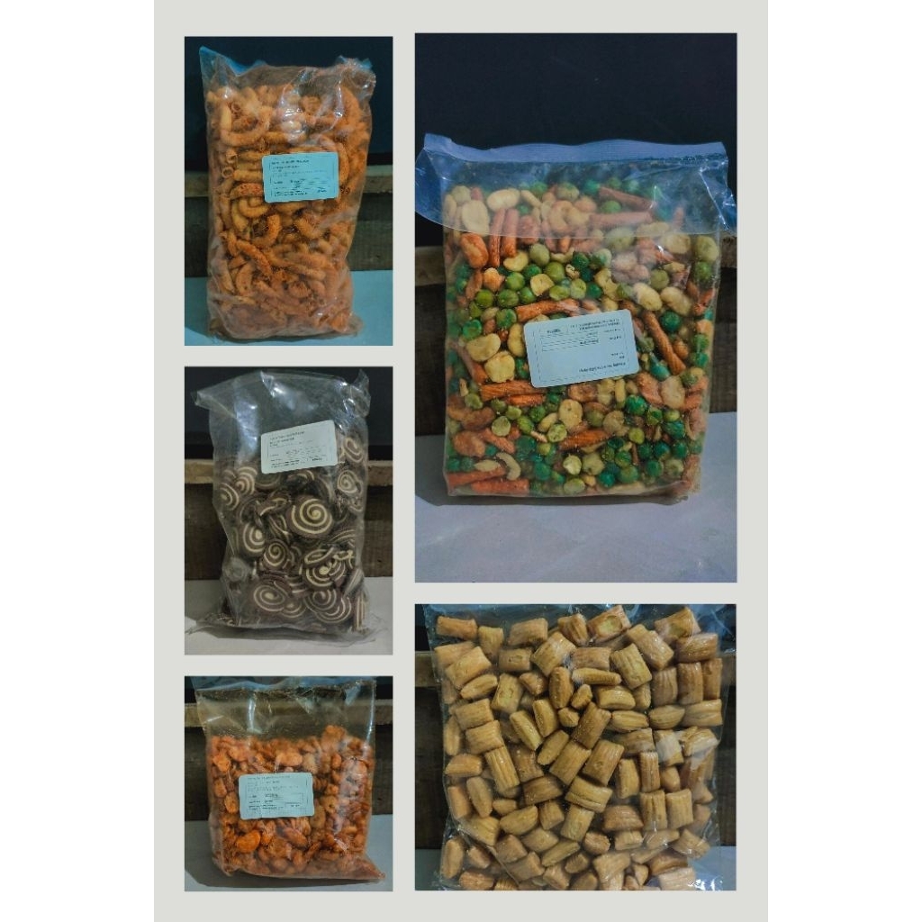 

Aneka Snack Kekinian gurih, renyah, dan enak by Makaroni SOS (Kemasan 200-250 gram)