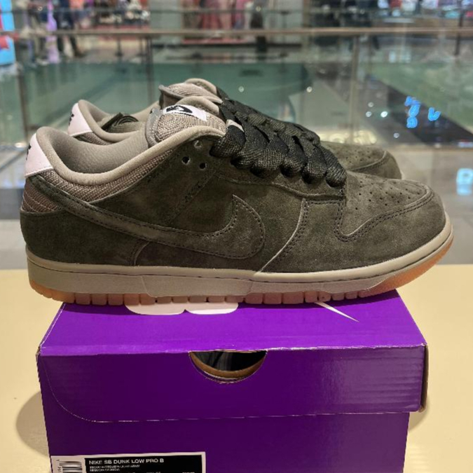 SEPATU NIKE SB DUNK LOW PRO B HJ0367301