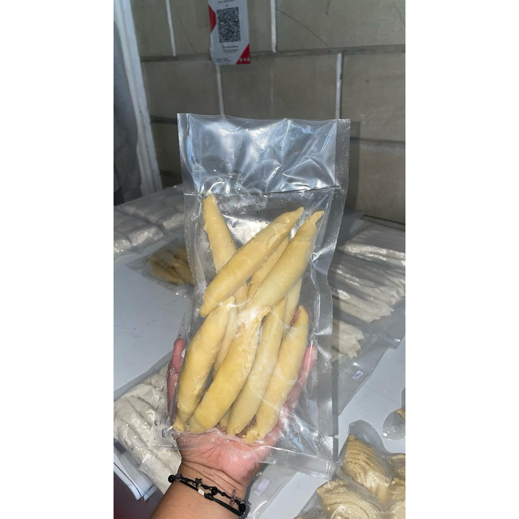 

MOLEN PISANG COKLAT STICK ISI 10