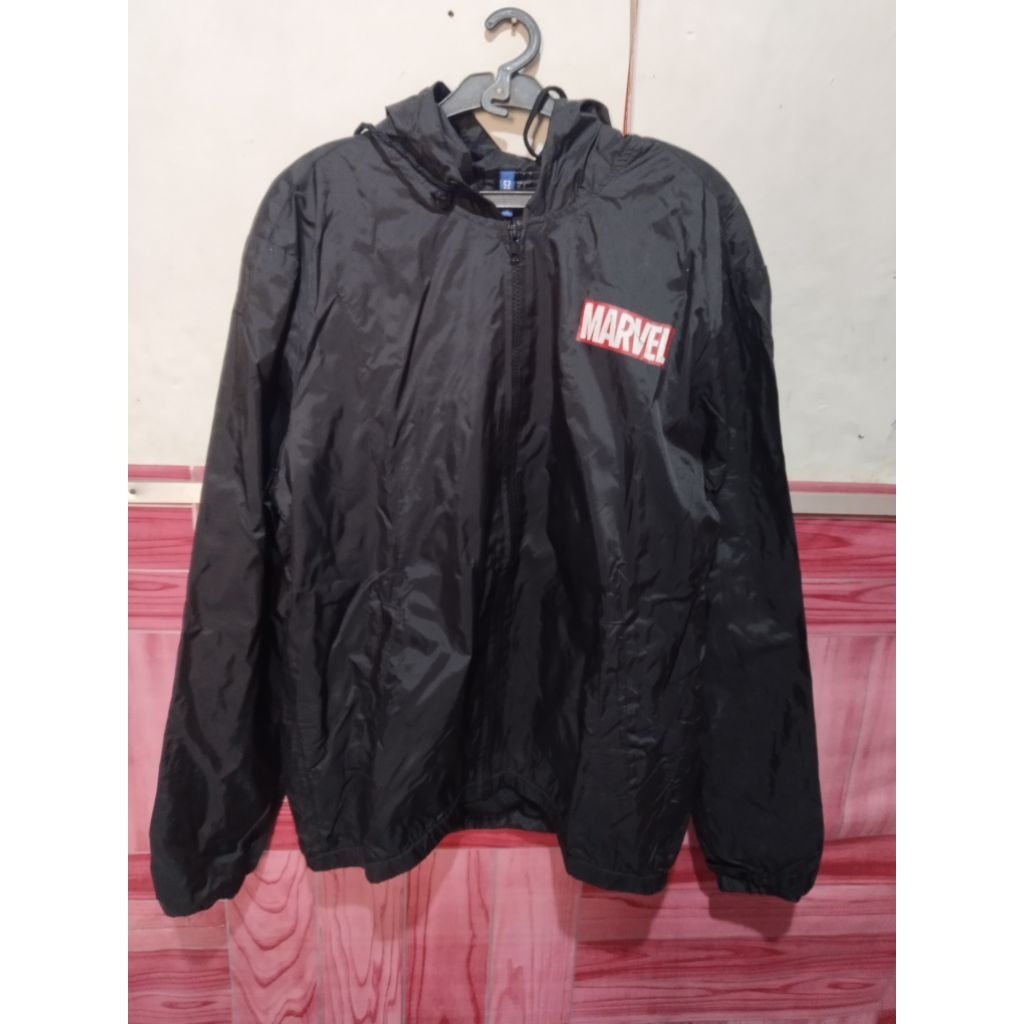 jacket parasut H&M MARVEL original (second)