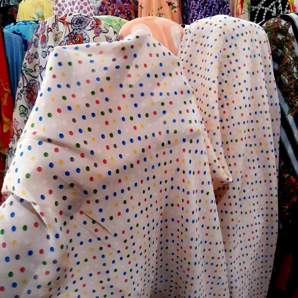 KAIN SIFON CERUTY PREMIUM MOTIF POLKADOT KECIL - KAIN SIFON MOTIF DOT KECIL - KAIN MOTIF POLKADOT KE