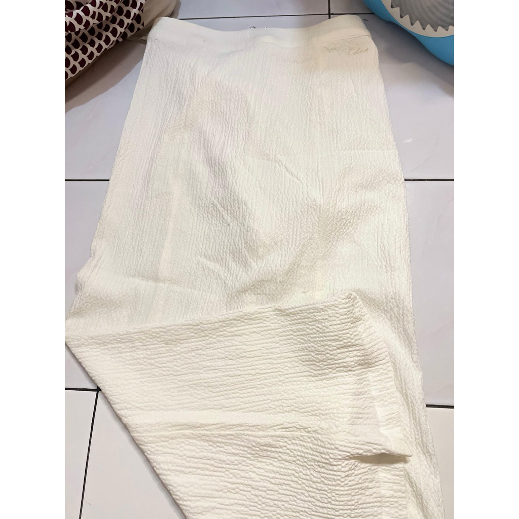 Rok Panjang Duyung Warna Putih