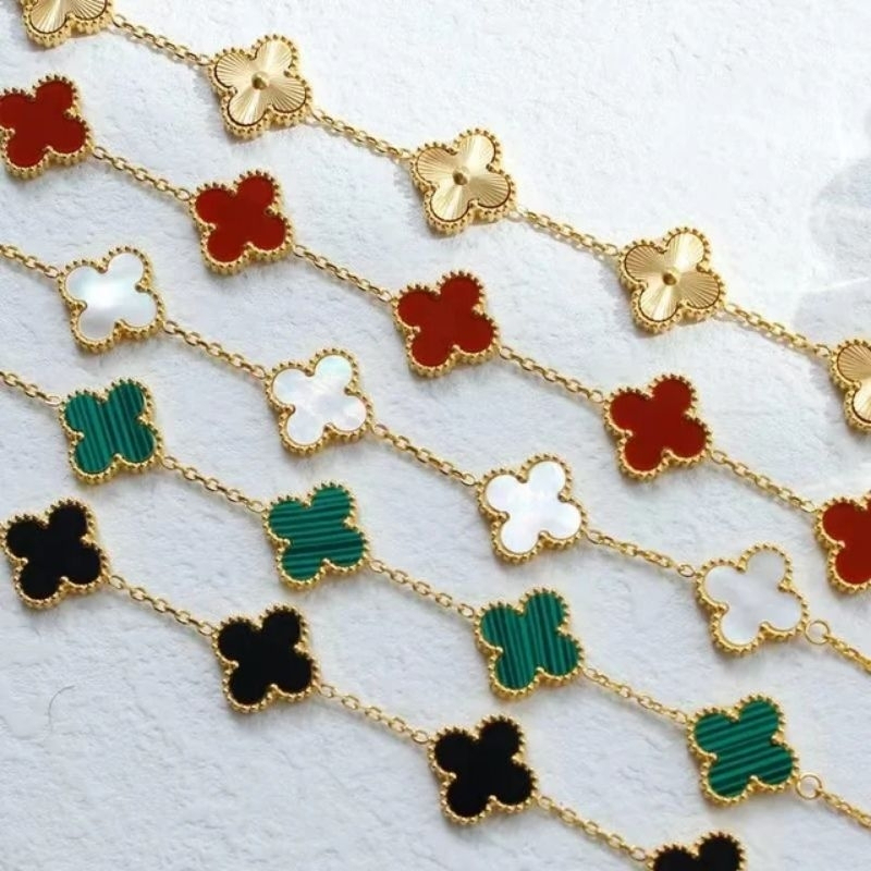 Gelang Wanita Titanium Model Bunga Clover - Gelang Clover Titanium Wanita - Gelang Wanita Titanium