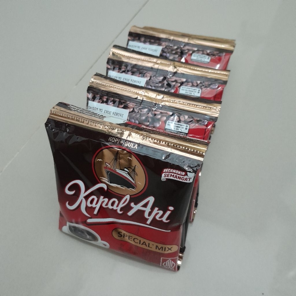 

Kopi Kapal Api Special mix 23 g