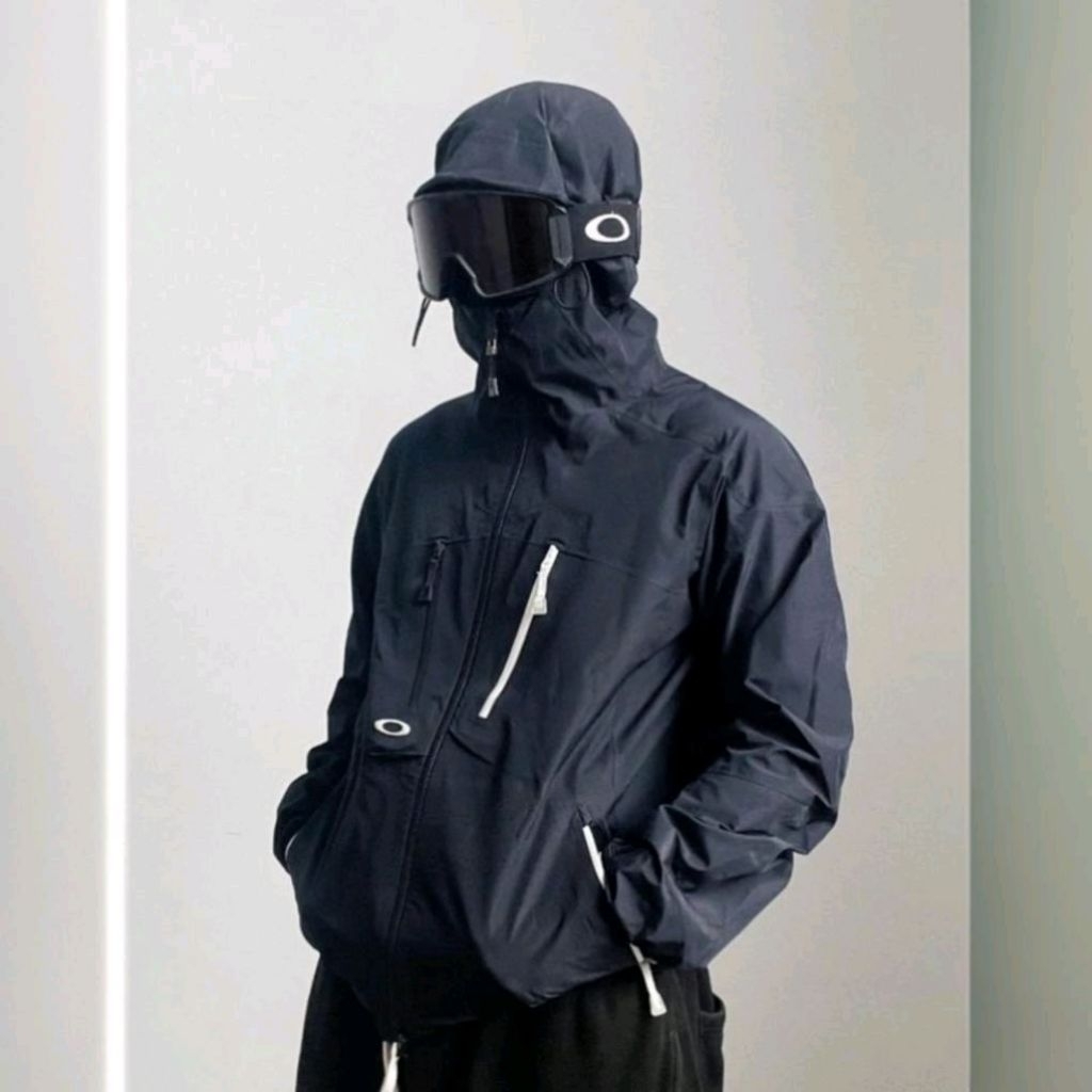 Oakley Sethmo GORE-TEX Shell Jacket