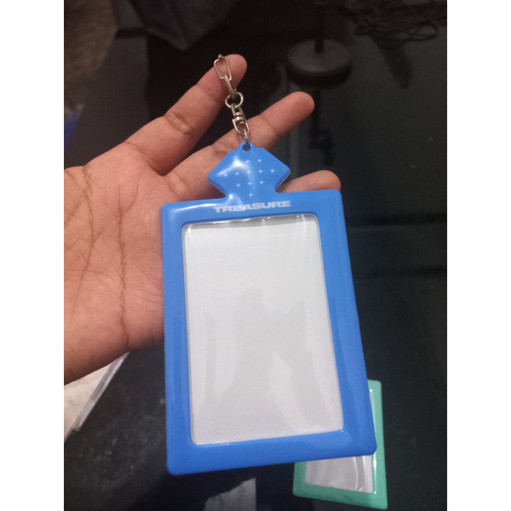 pc holder official photocard treasure pob weverse