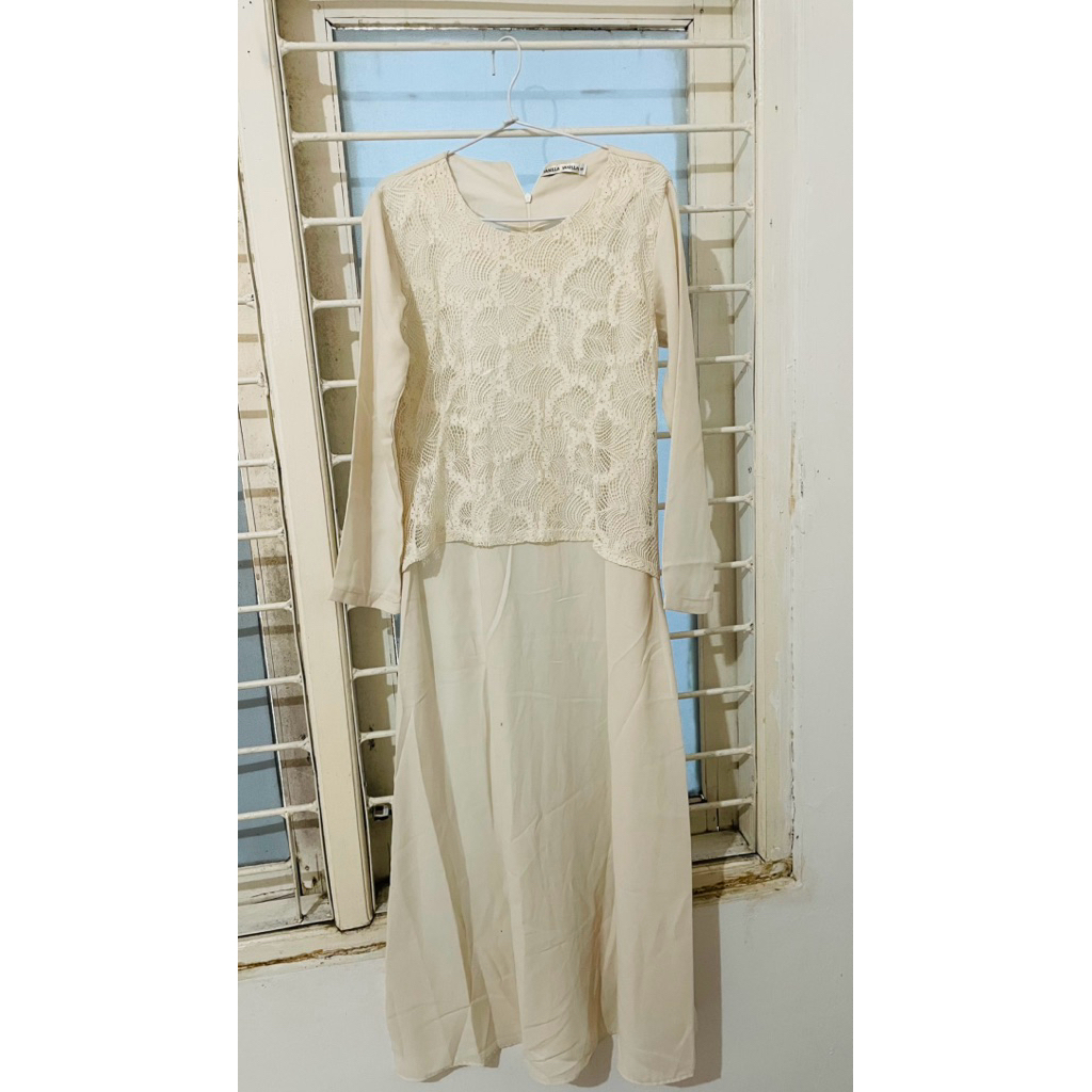 Preloved Gamis Broken White - Vanila Hijab