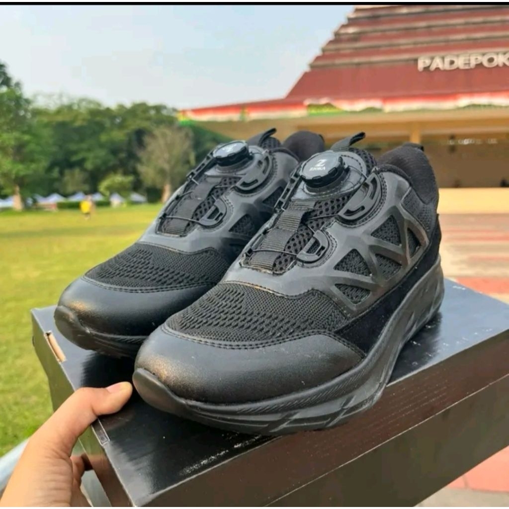SEPATU ZIOKA VANDERR TALI PUTAR SEPATU SPORT TALI PUTAR