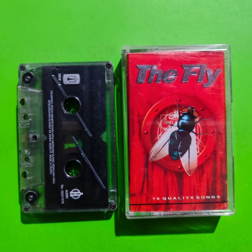 Kaset THE FLY