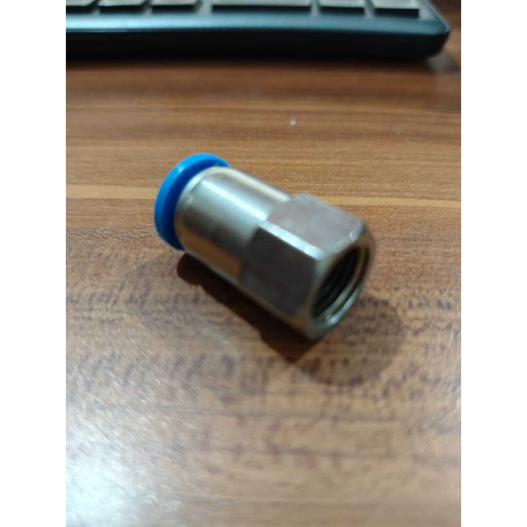 NEPEL SELANG PU DRAT DALAM 10MM X 1/4"