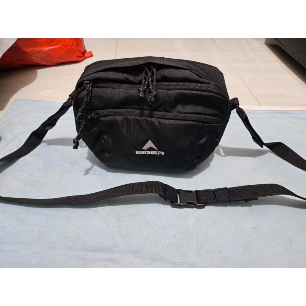 PRELOVED Tas selempang EIGER
