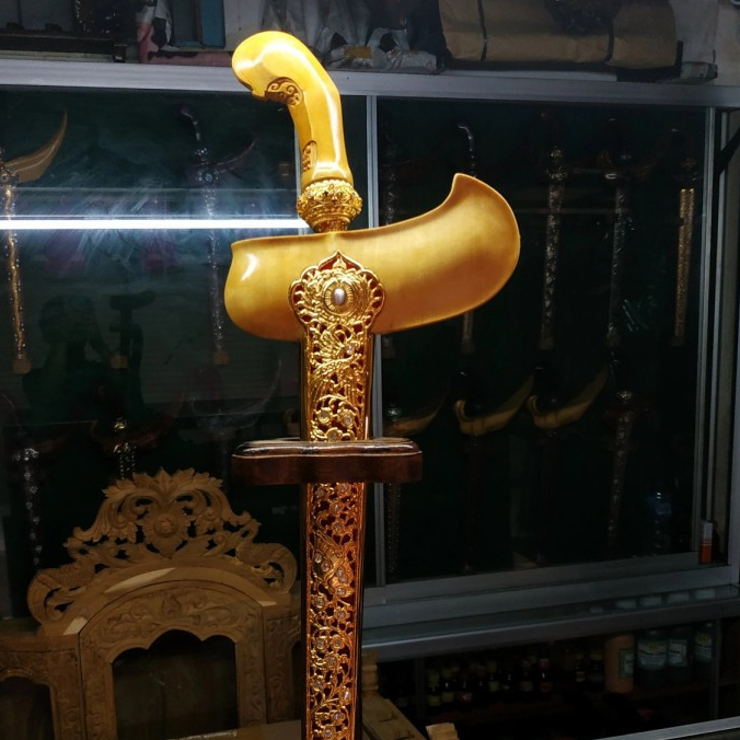 Warangka Gayaman Surakarta Kayu Cendana Jawa Pendok Topeng