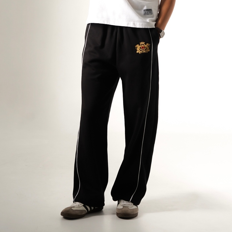 Bewear - Sweatpants Lion List 330 GSM