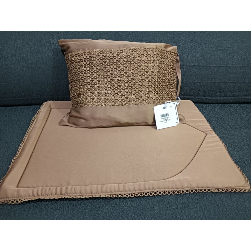 READY Buttonscarves Lavish Gold & As Is Basic Prayer Robe