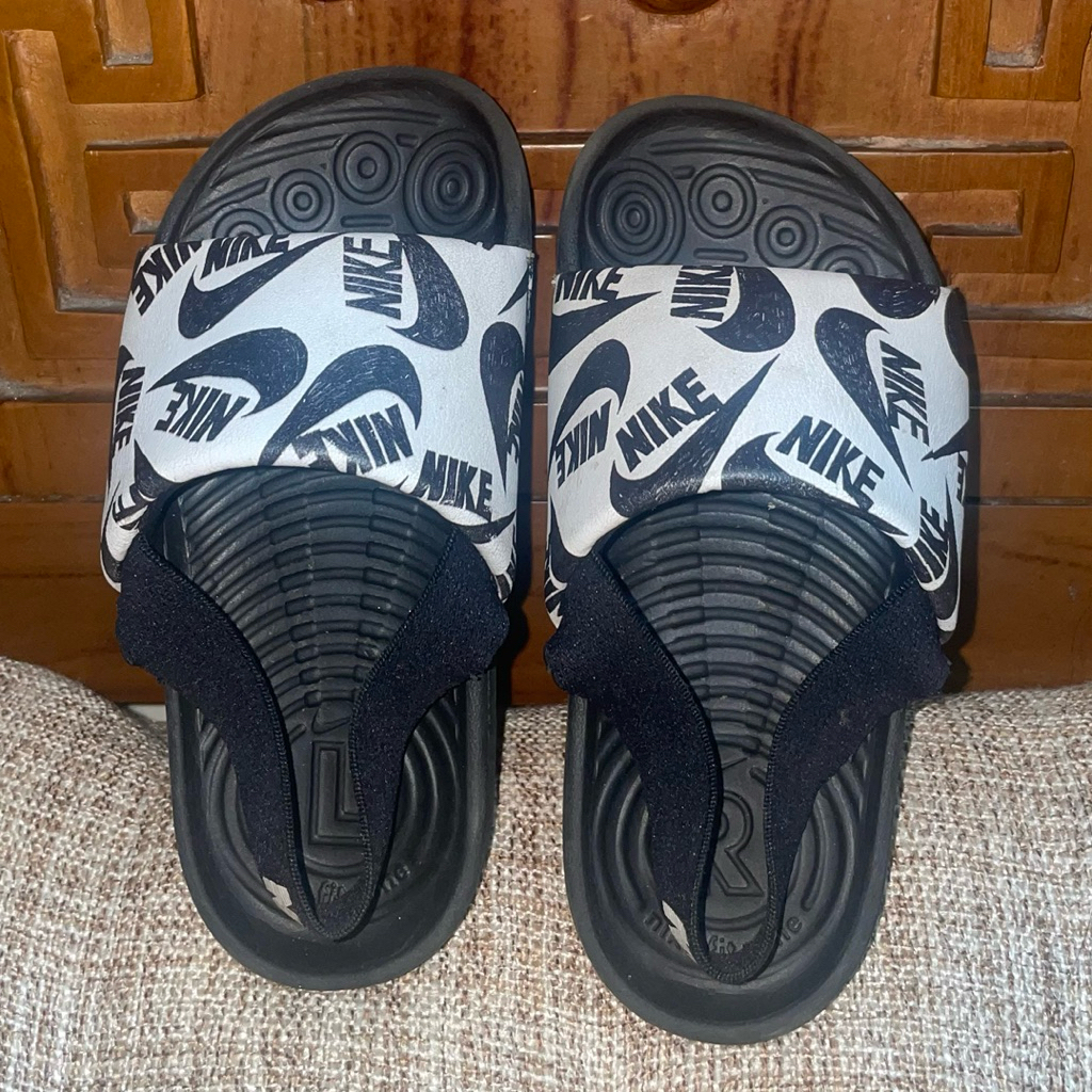 Preloved Nike Kawa Slide