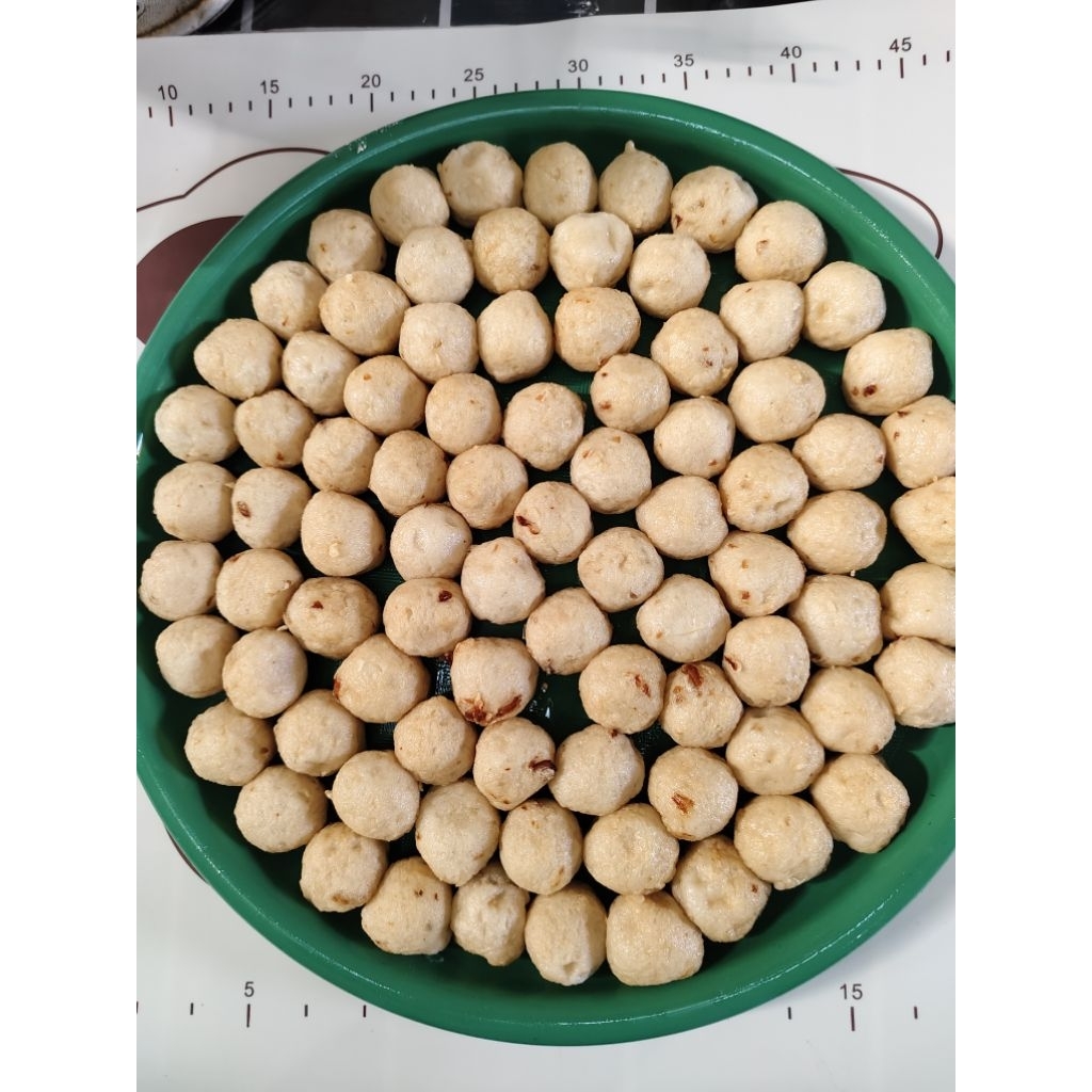 

Pempek Tenggiri Adaan by MISS RISOL