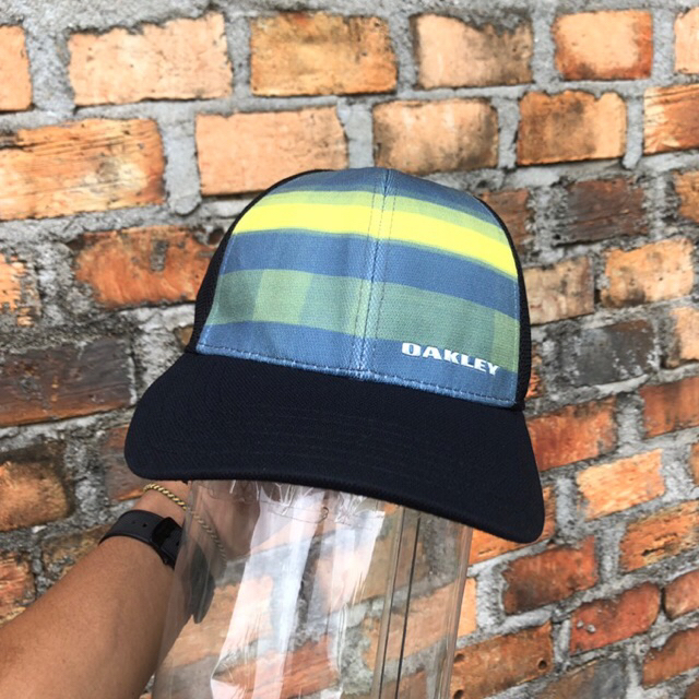 Oakley Silicone Bark Trucker Print Hat