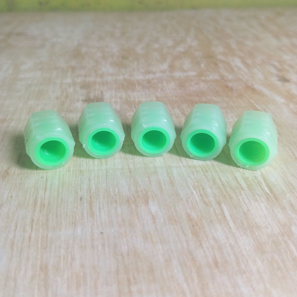 PENUTUP PENTIL VARIASI BAN MOTOR MOBIL