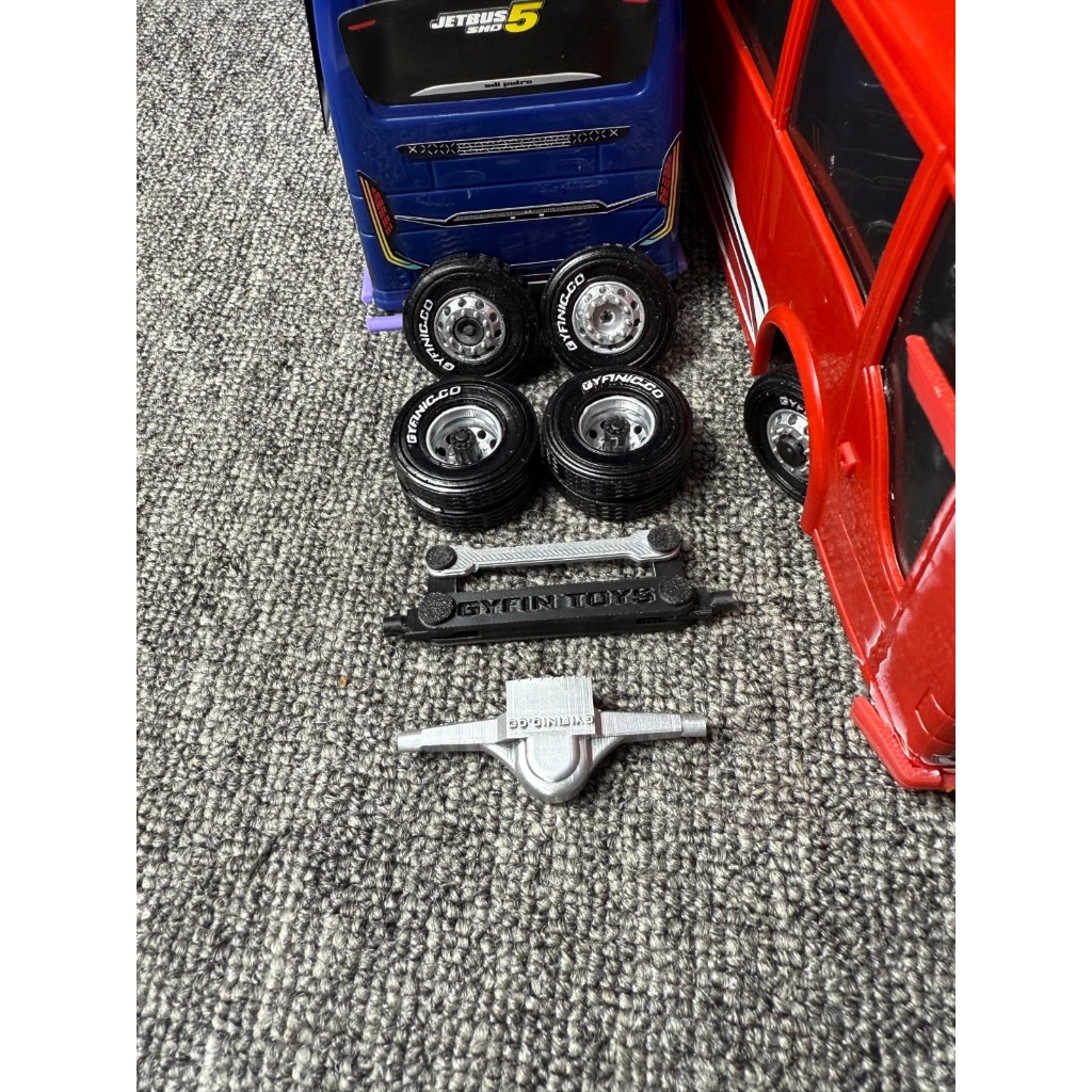 Ban set 4 miniatur bus RKC | Ban bisa belok untuk miniatur bus rkc