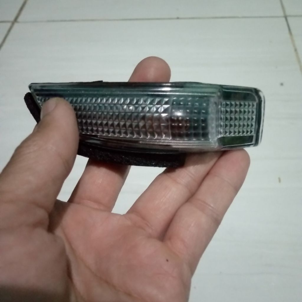 Lampu sein spion mobil toyota yaris vios camry calya sigra sebelah KANAN saja