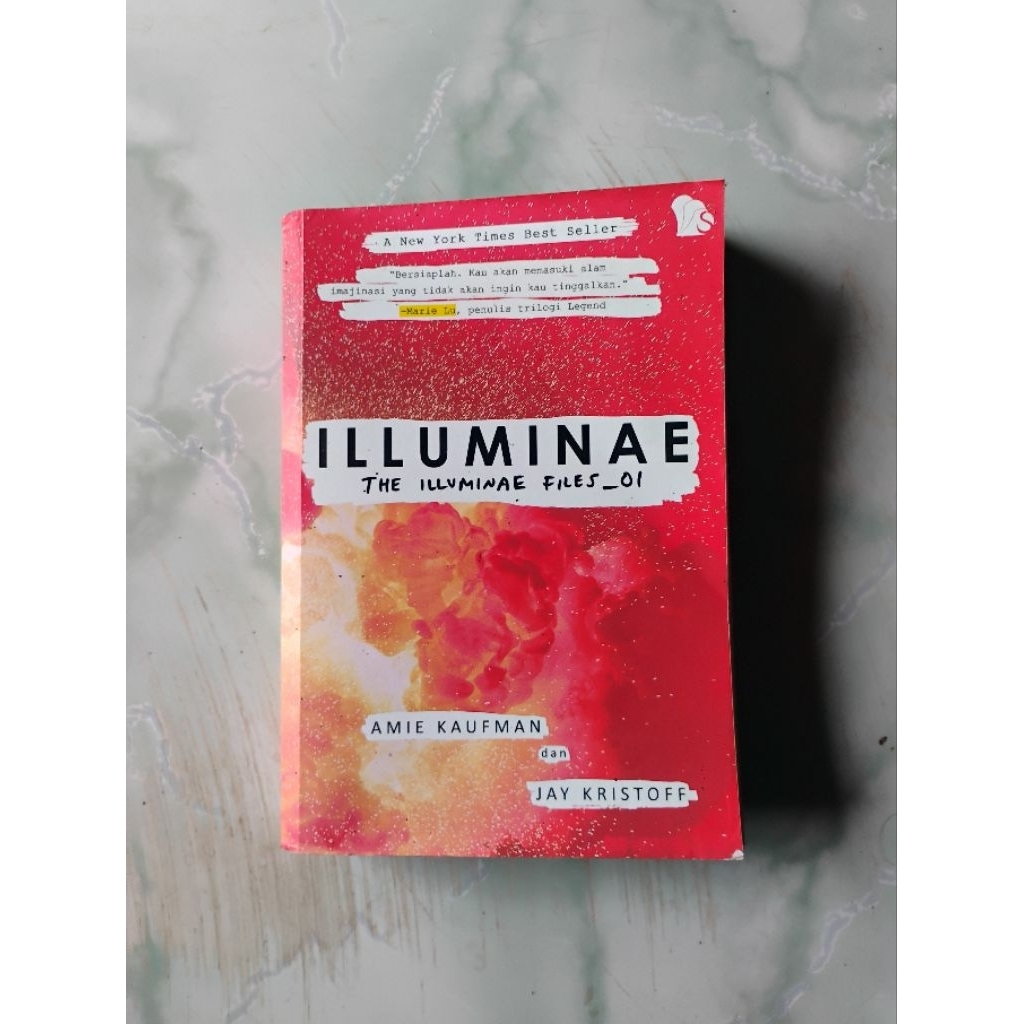 Novel Illuminae Preloved - The Illuminae Files_1