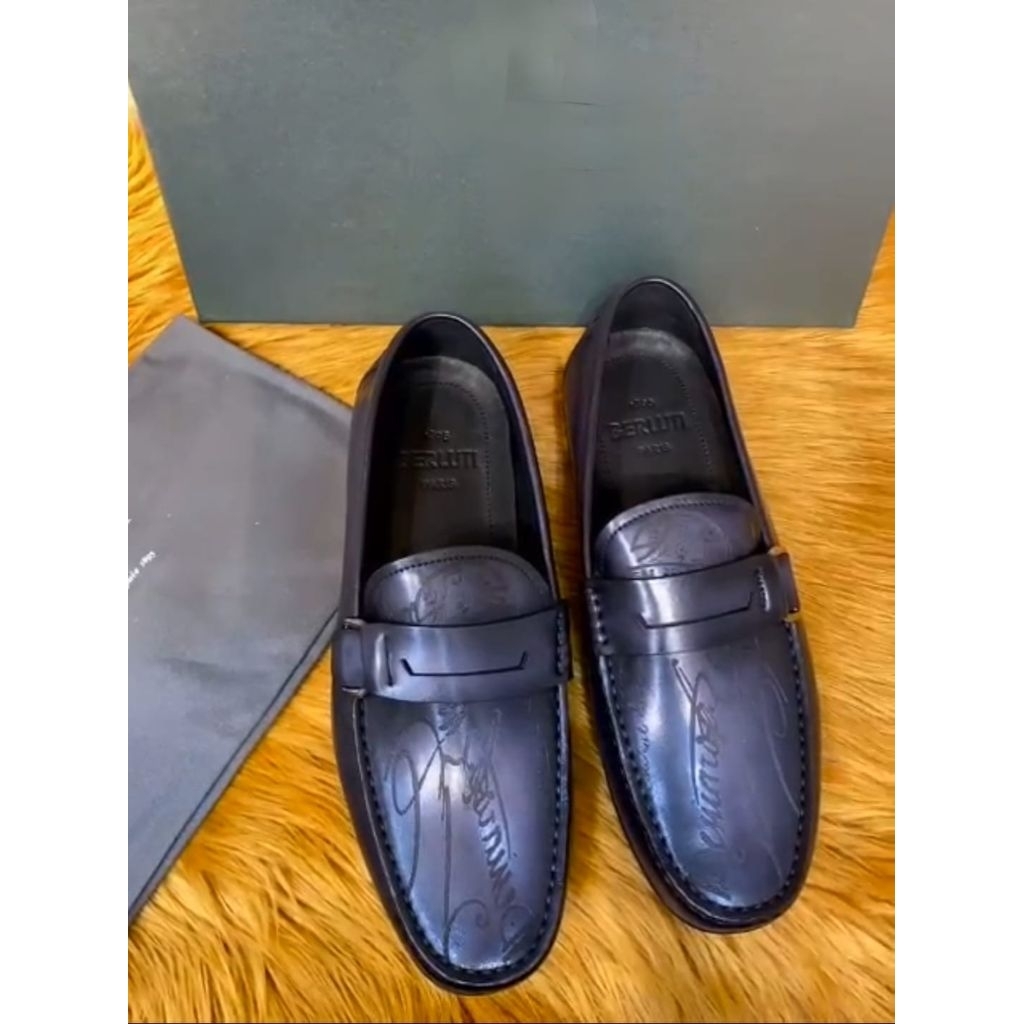 Sepatu Loafer pria berluti sepatu casual slip on kulit vip