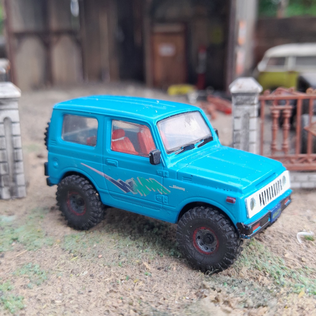 miniatur suzuki jimny katana  trepes biru custom junk rosok