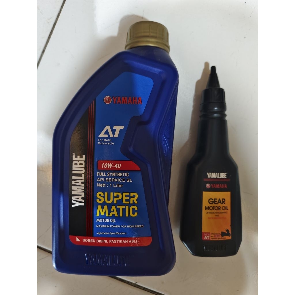 1 paket Oli matic yamalube  1liter dan oli matic gear 150ml