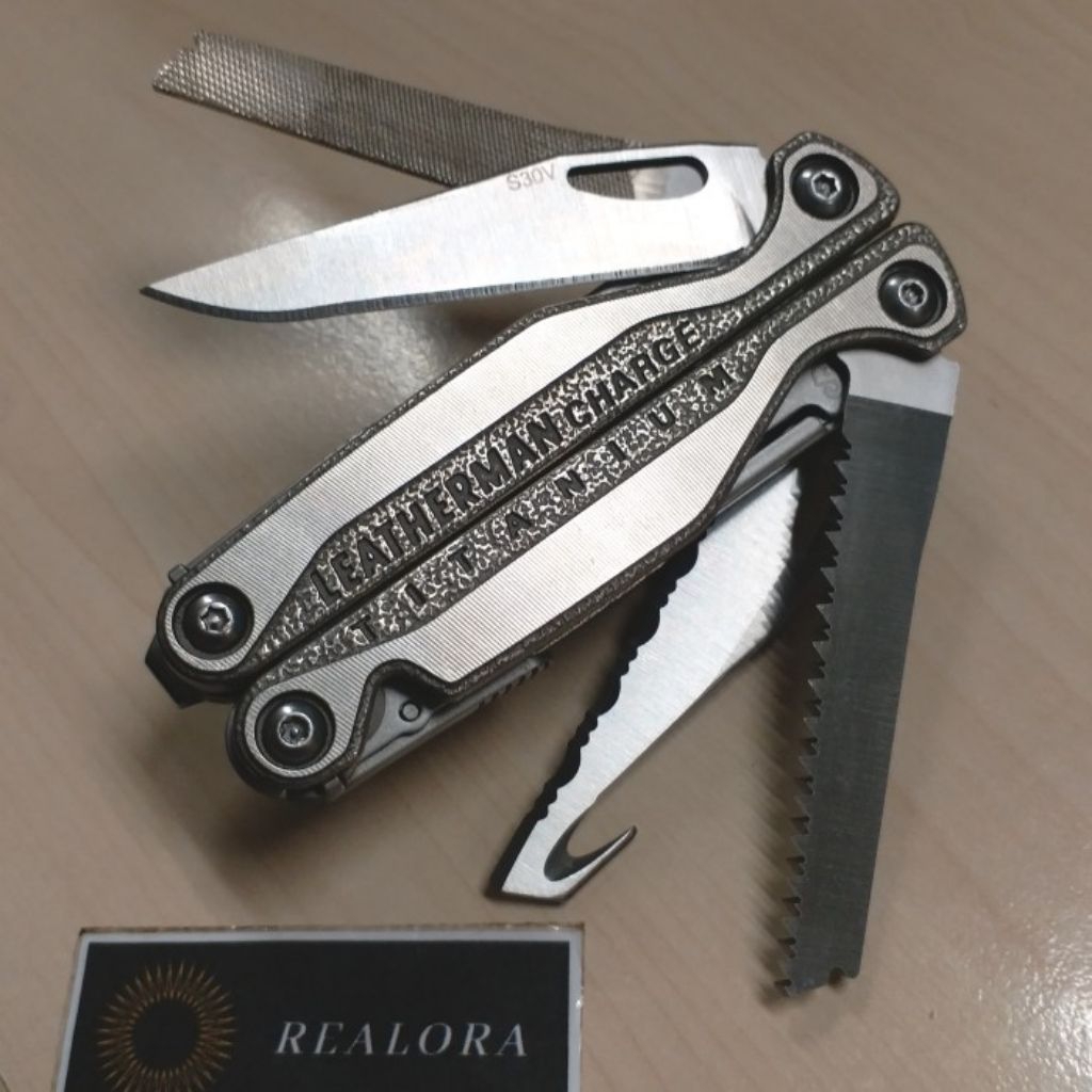Leatherman Charge tti multitool not Surge Wave signal Gerber Swisstool spirit x