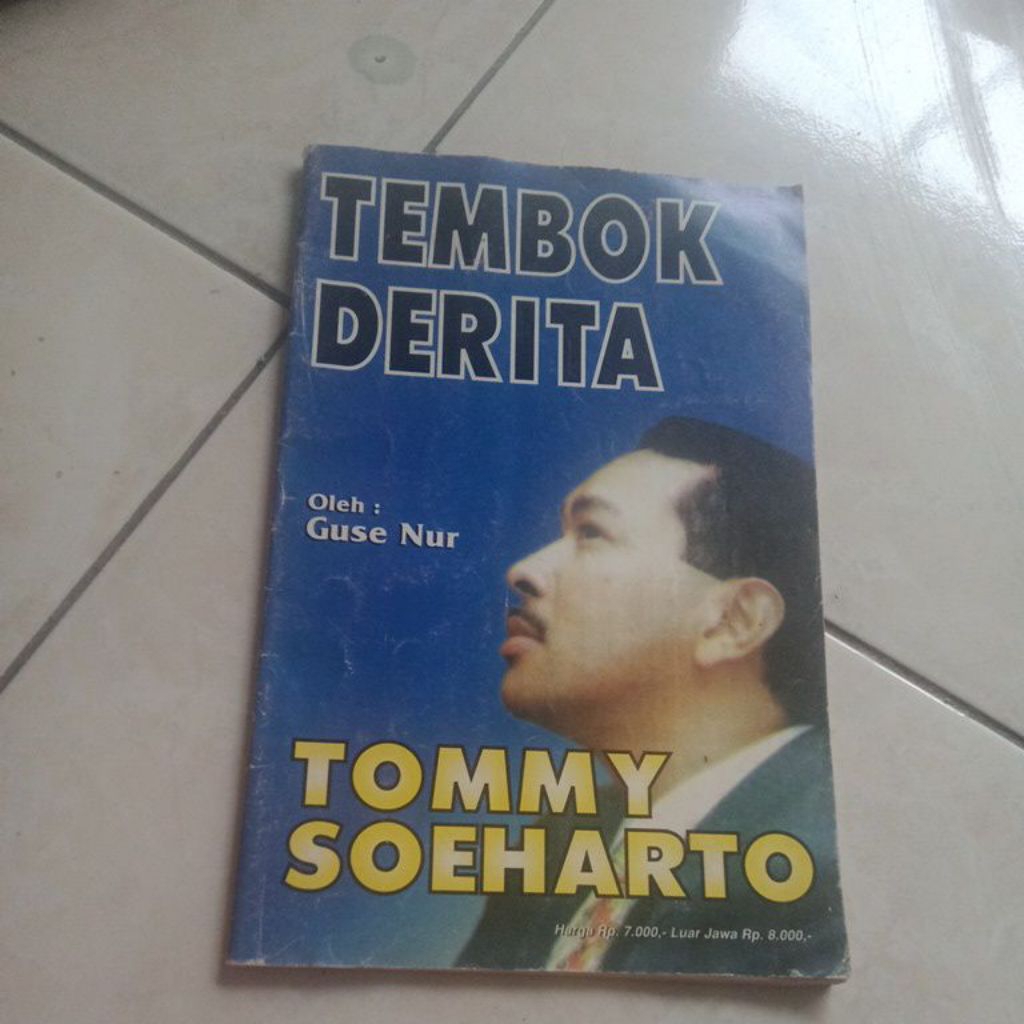 buku tembok derita - tommy soeharto
