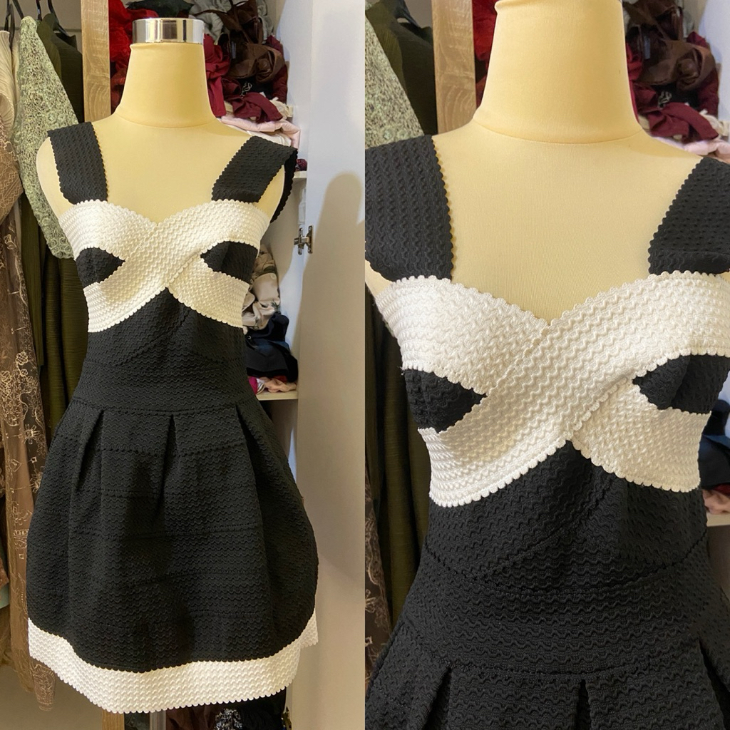 Herve Leger lookalike stretch babydoll sweetheart  mini dress preloved