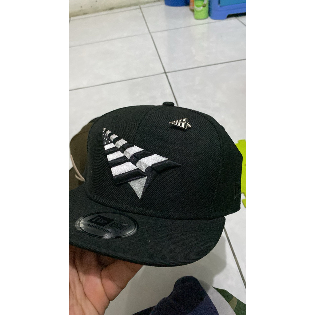 Topi New era Paperplan inc pin ori second